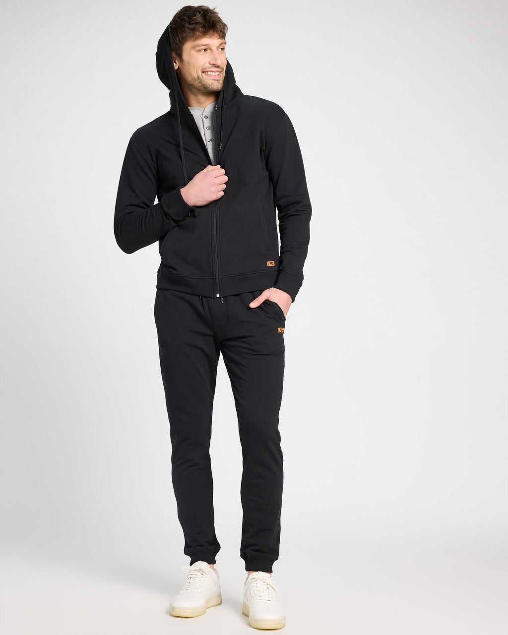 Endurance Hoodie Zip Up