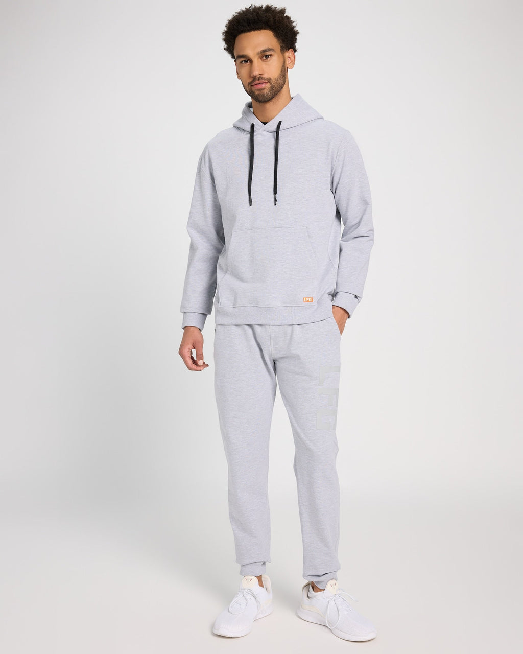 Endurance Hoodie      Pullover